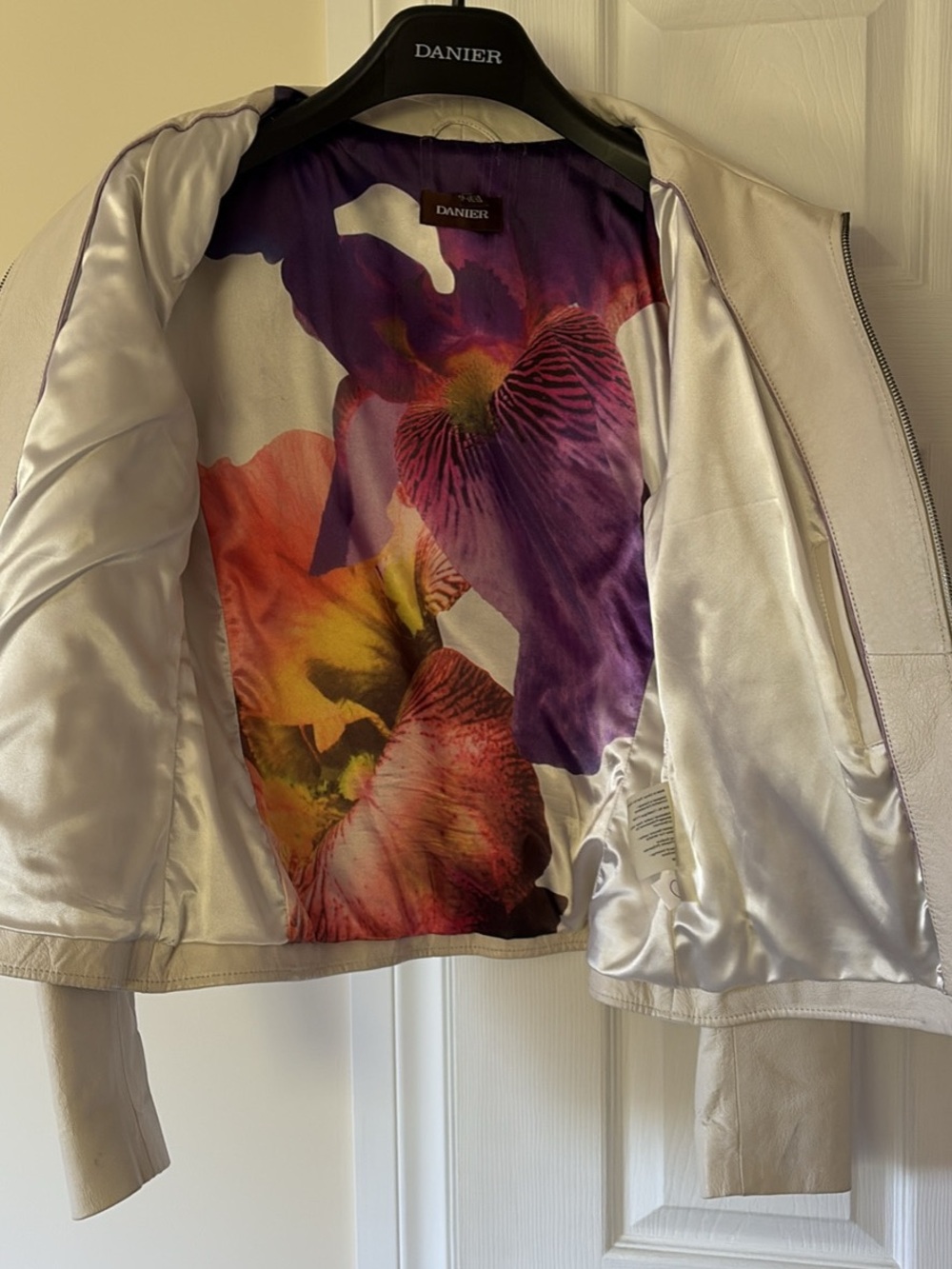 Danier Light Beige Leather Jacket with Colorful Lining - Picture 2 of 3